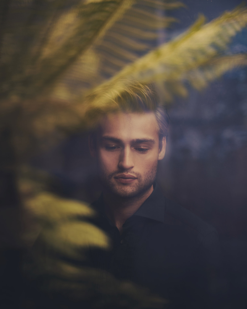 Douglas Booth

